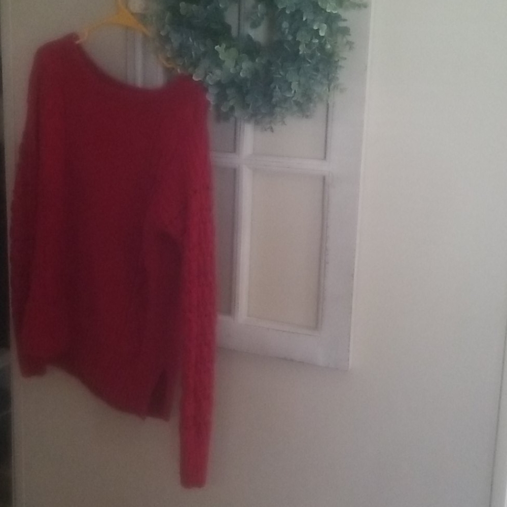 Maurices small red sweater